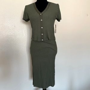 NO BOUNDARIES ribbed bottom skirt and top set